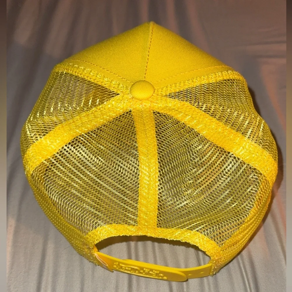Von Dutch Bright Yellow Cap - Picture 2 of 2